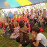 Viele Gäste im Festzelt