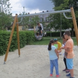 Schaukeln auf dem Eichendorffspielplatz