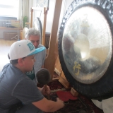 Georg am großen Gong