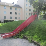 Rutsche bei Kleinkinderbereich