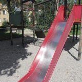 Große Rutsche mit Welle