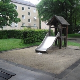 Spielplatz Triester Stra·e 13 (Nr. 95 auf dem Plan)!