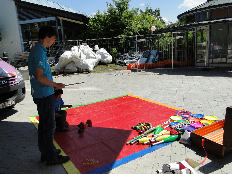 weltspieltag_2013_sportamt_jonglieren_01