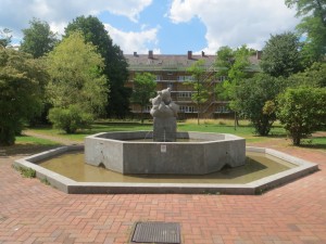 Bärenbrunnen_Innenhof_Wohnanlage_ Hochvogelplatz_1