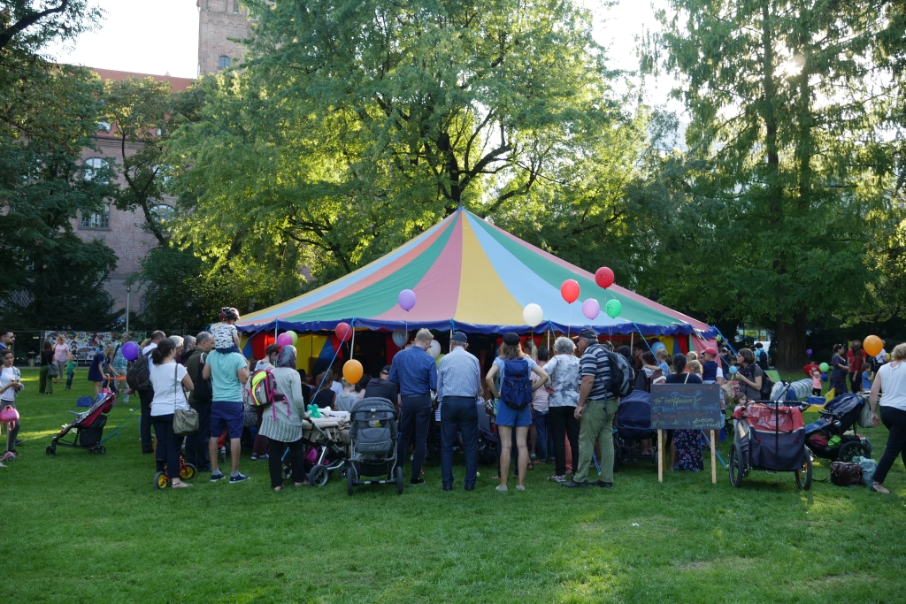 Weltkindertag_2018_BuehnePumpernudl