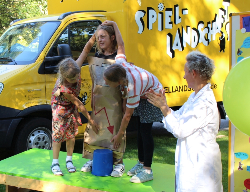 Weltkindertag_2018_Emobil_Show_01