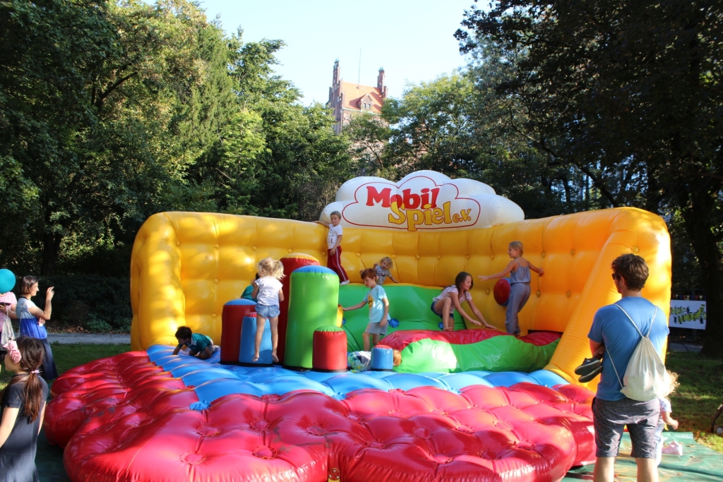 Weltkindertag_2018_MobilSpielZwergerlhaus