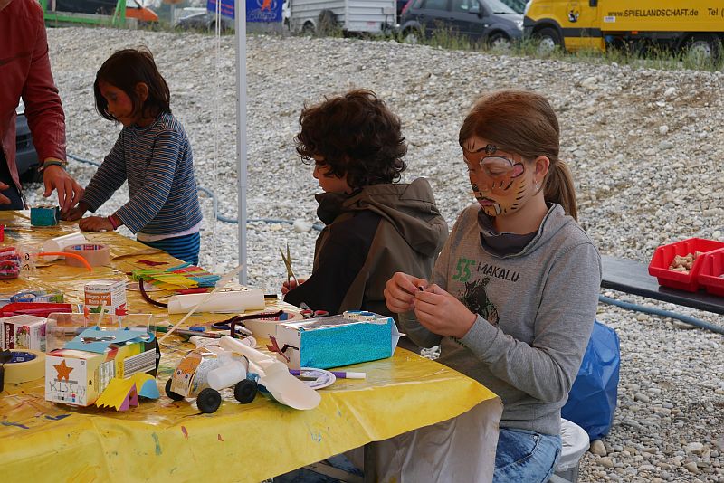 Weltkindertag2016_Spiellandschaft_Emobil