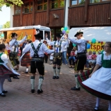 weltspieltag_2013_buehne_trachtenverein_05